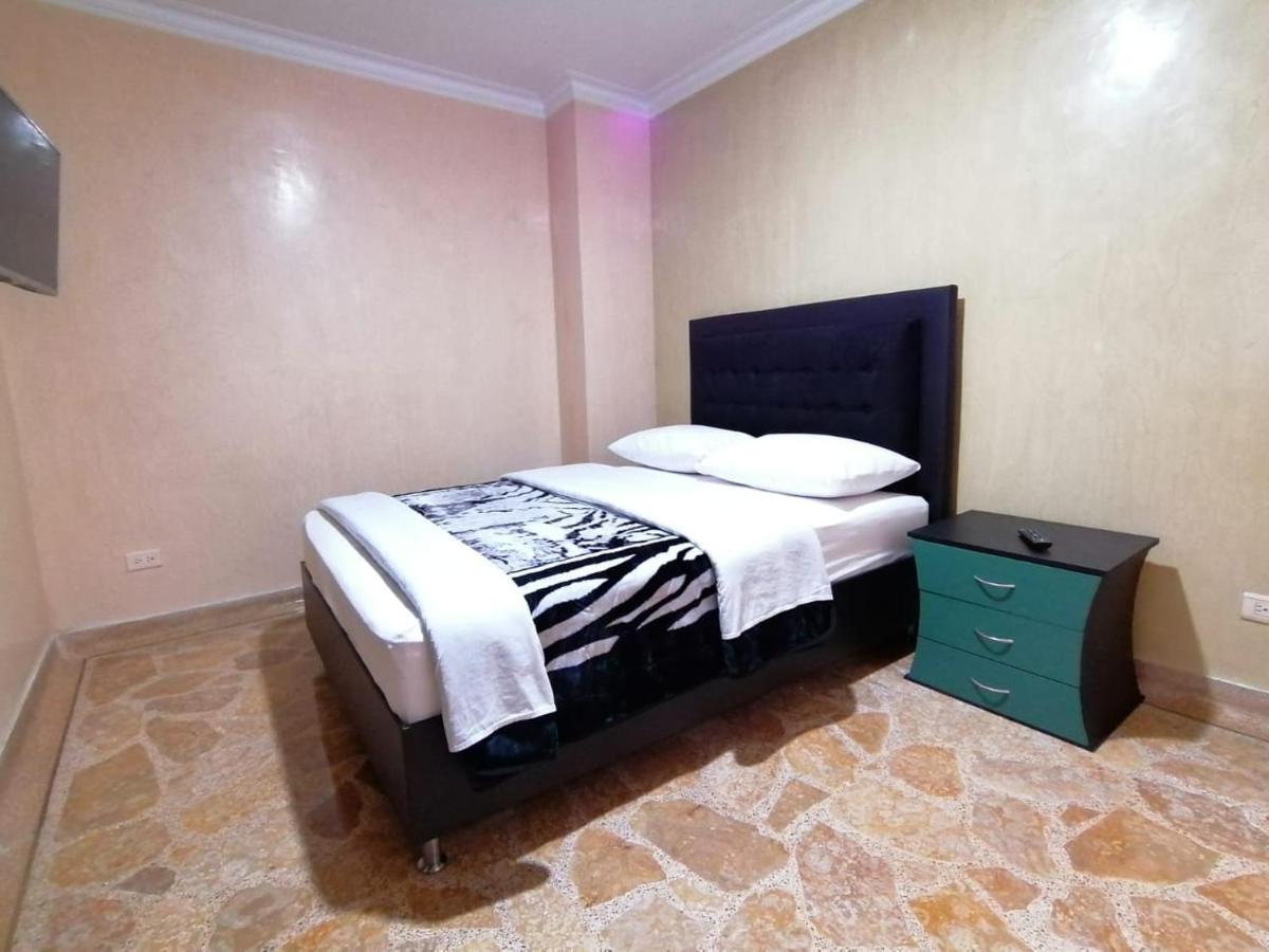 Hotel Golden Suite Перейра Экстерьер фото