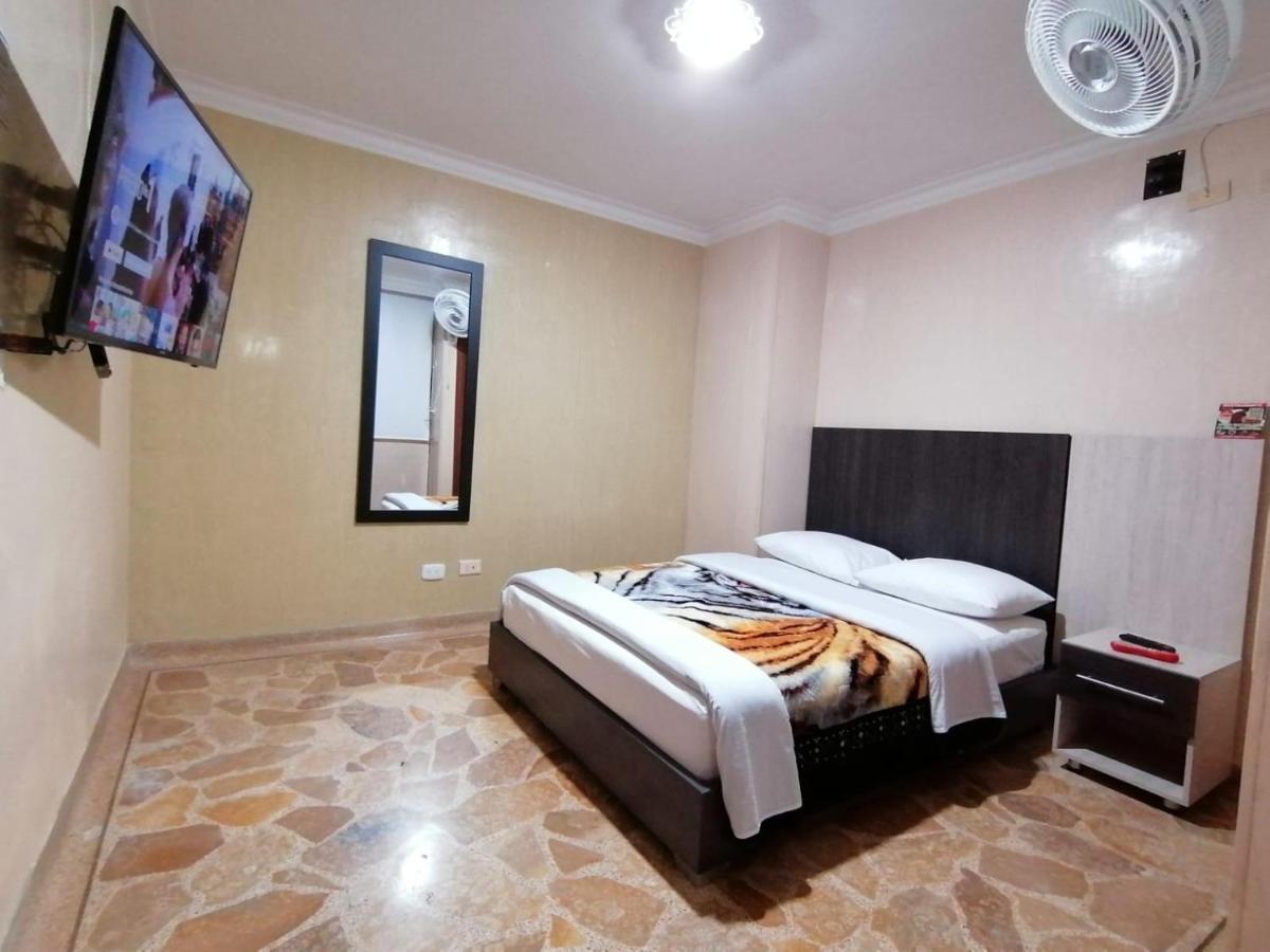 Hotel Golden Suite Перейра Экстерьер фото