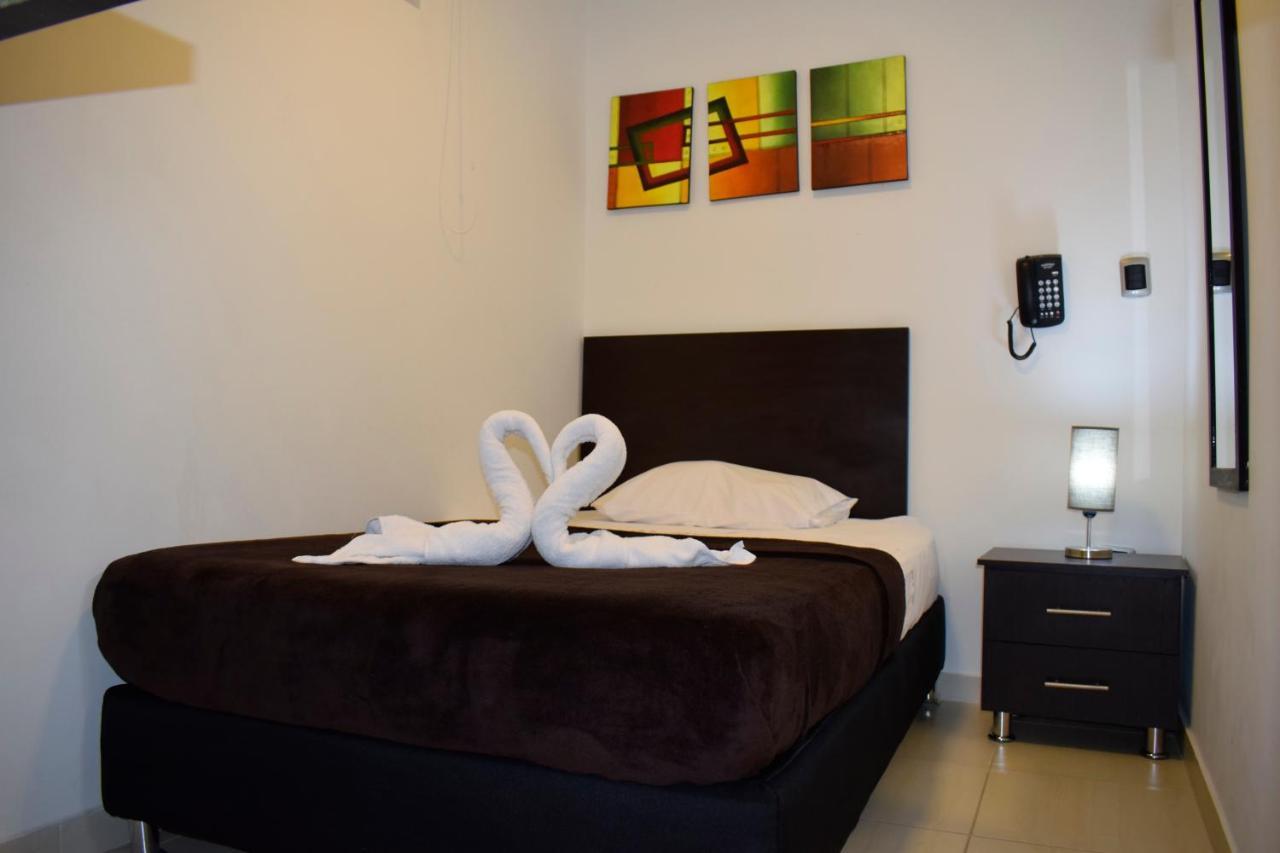 Hotel Golden Suite Перейра Экстерьер фото